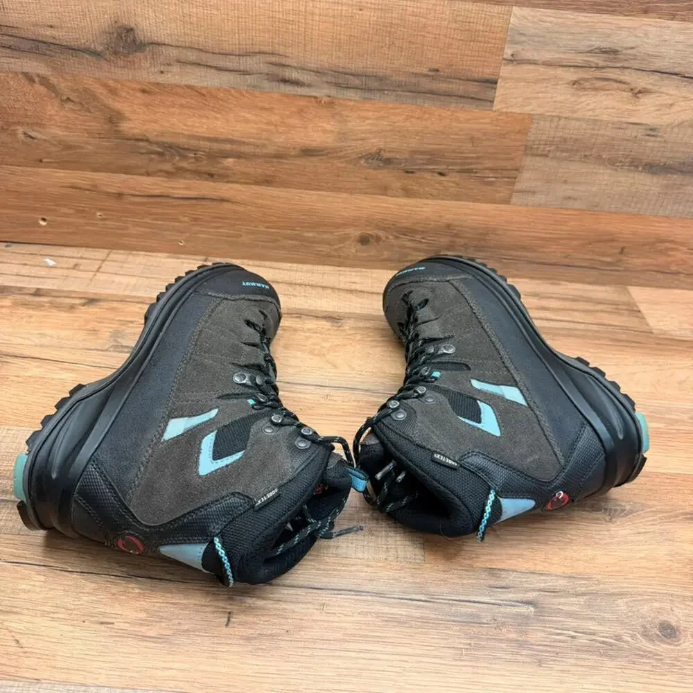 Mammut Granite GTX Boots M7 Wo’s 8.5  Brown Nubuck Vibram Hiking Waterproof